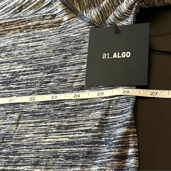 01. ALGO XXL Blue Eric Jacquard Training Vee Shirt Performance Stitch Fix - Picture 4 of 5